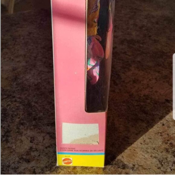 1987 Club California Barbie Doll New In Box - Picture 6 of 7